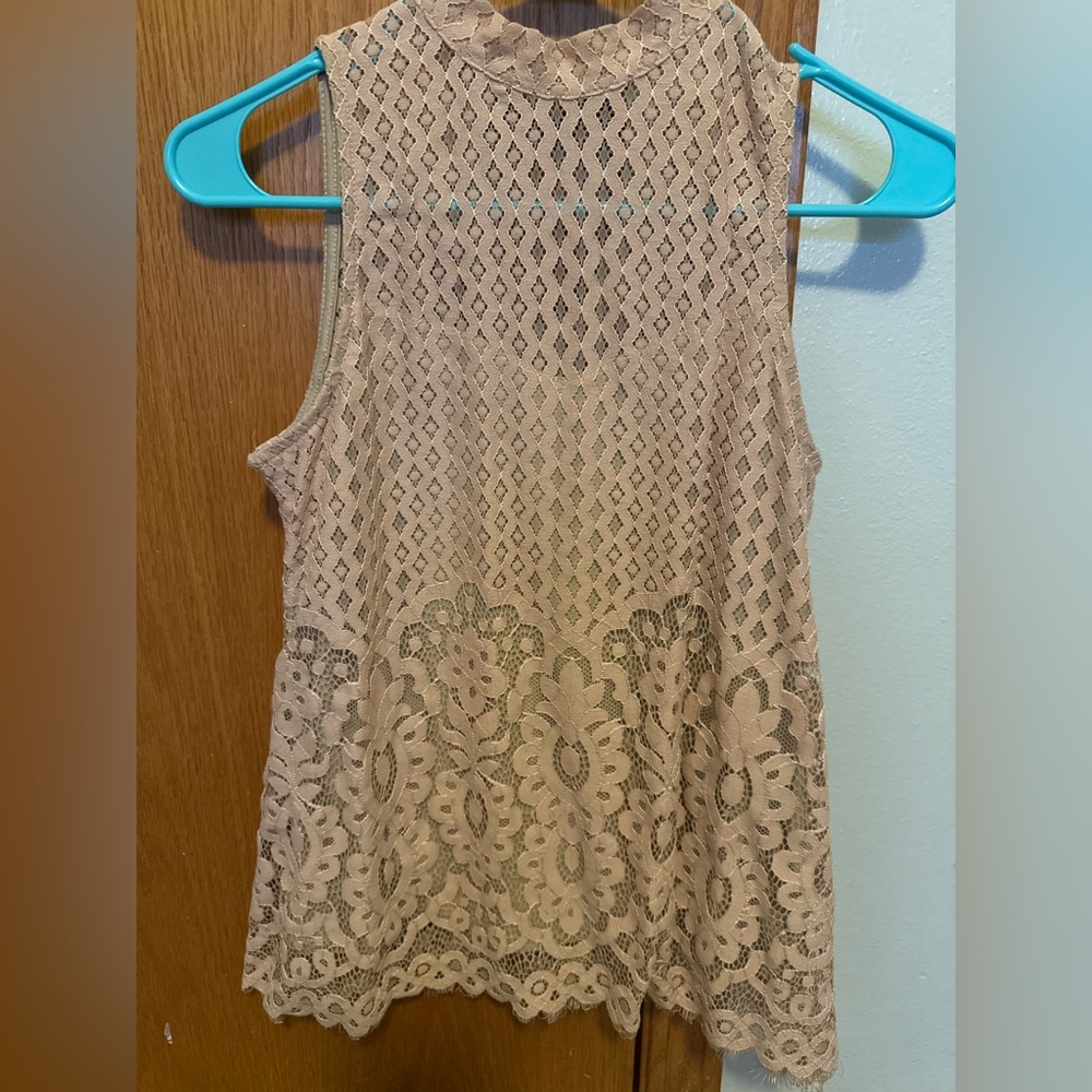 Love Fire SMALL sleeveless lace blouse